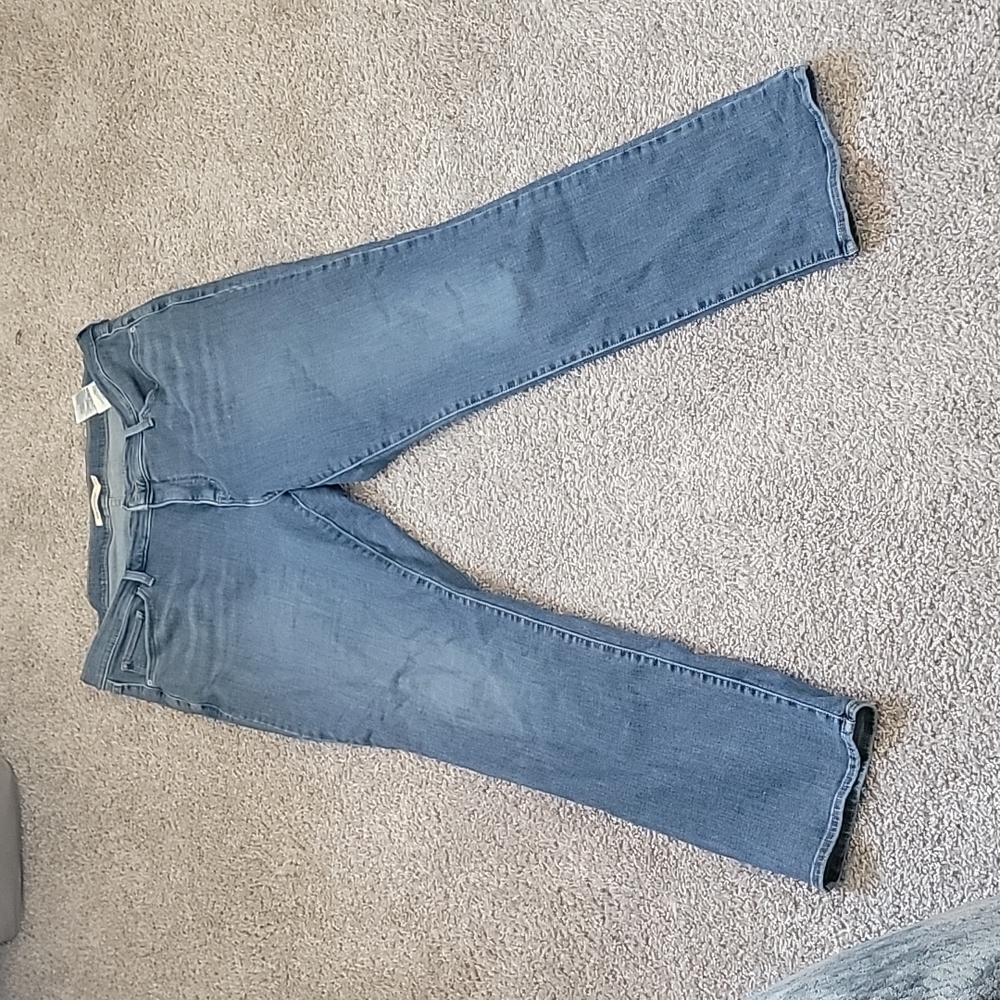 BNWOT 314 Shaping straight Levi's - Picture 1 of 3